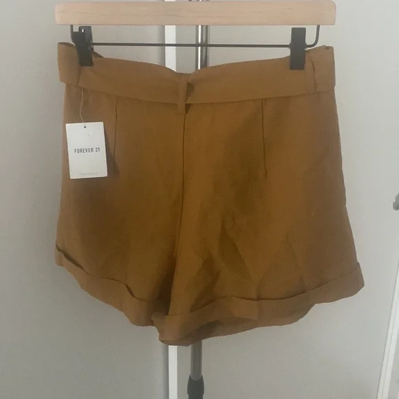 💕NEW💕Forever21 Shorts - Picture 6 of 7